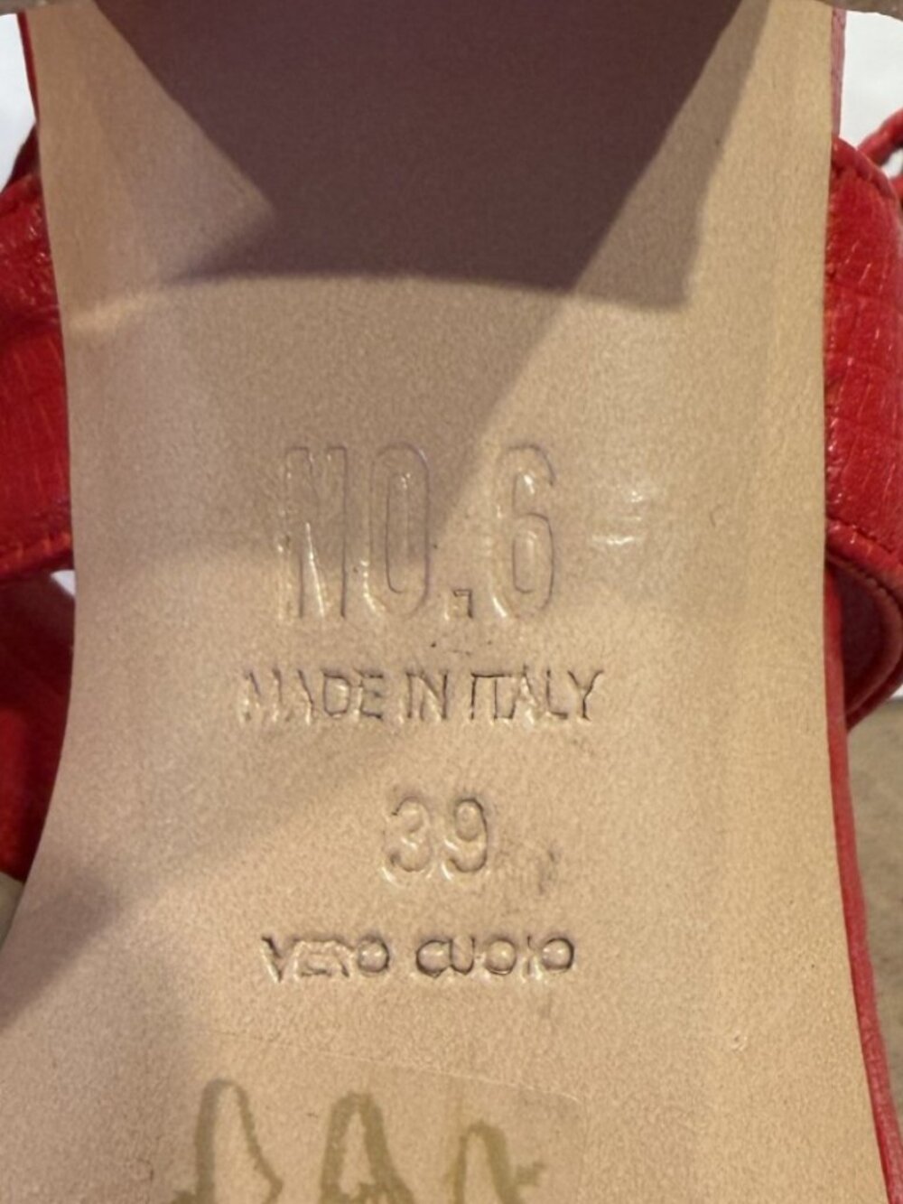 No. 6 Store red heel - Picture 3 of 3